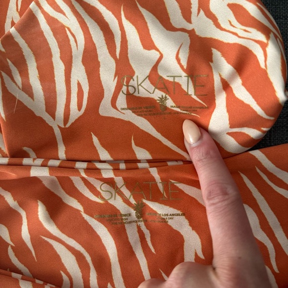 NWT Skatie Vibrant Orange Zebra Bikini - Picture 6 of 7